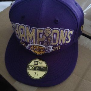 New Era 2020 Lakers Championship Trophy Fitted Hat Size 7 1/8 - Brand New Never